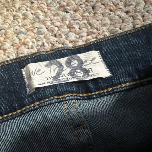 Free People raw hem high-rise jeggings. Size 28 NWT - Picture 8 of 12